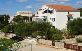 Apartments Besedic